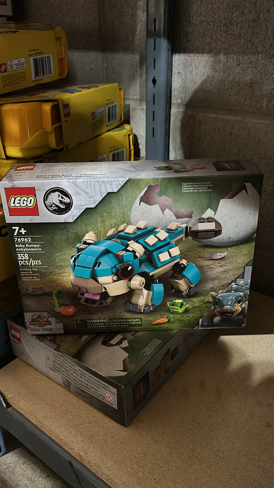 76962